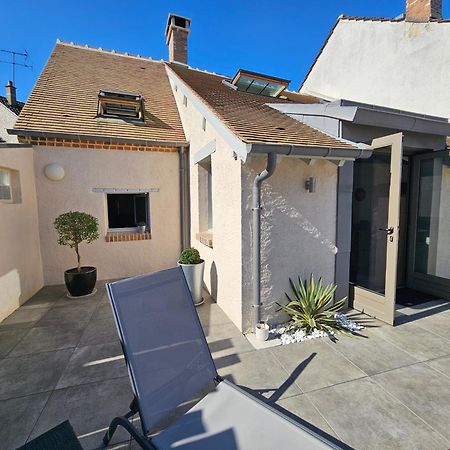Le Sully, Gite Aux Portes De La Sologne La Ferte-Saint-Aubin Exterior photo