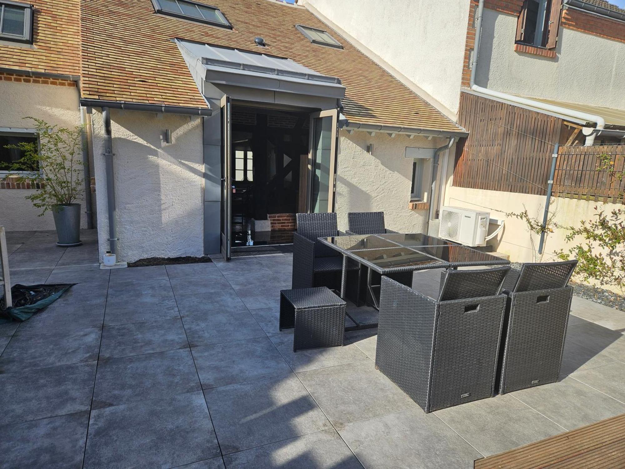 Le Sully, Gite Aux Portes De La Sologne La Ferte-Saint-Aubin Exterior photo